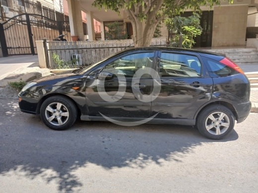فورد في بعبدا - فورد فوكس موديل ٢٠٠١ هاتشباك للبيع بحالة جيدة جداً | Ford Focus 2001 Hatchback In Good Condition For