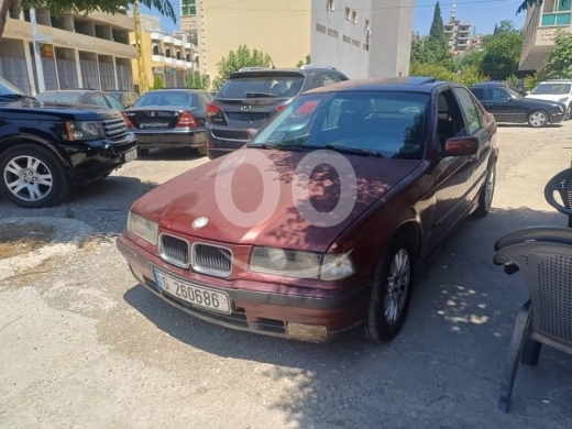 BMW in Tal Abbas - ٣١٨ موديل ٩٢