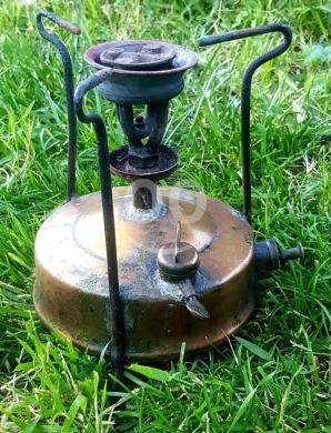 Antiques & Collectibles dans Batroun - بابور كاز نحاس أثري قديم تقليدي | Vintage Traditional Brass Kerosene Stove