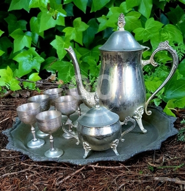 Antiques & Collectibles dans Batroun - طقم شاي معدني أثري فاخر مزخرف | Vintage Ornate Silver-Tone Tea Set