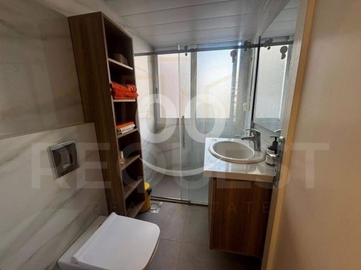استوديو مفروش للإيجار في عين المريسة بمساحة 50 متر مربع | Cozy 50 sqm Furnished Studio fo… — 5