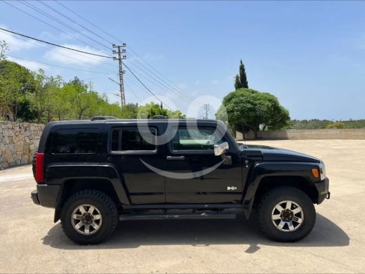 هامر في عرمون - هامر H3 موديل 2006 بحالة ممتازة مالك واحد في عرمون | 2006 Hummer H3 Clean SUV One Owner in Aramoun