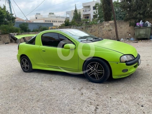 Opel in Chekka - Opel tigra 97