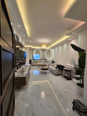 Apartments for sale in Beirut City - شقة لقطة للبيع في عين الرمانة الجبل | Apartment for Sale in Ain El Remmaneh