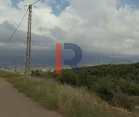 R9-3580 Land for Sale in Nakhleh – Koura, 1865 m², Villas Area, Zoning 20/40 — 4