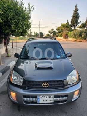 Toyota dans Tripoli - تويوتا Rav4 2003