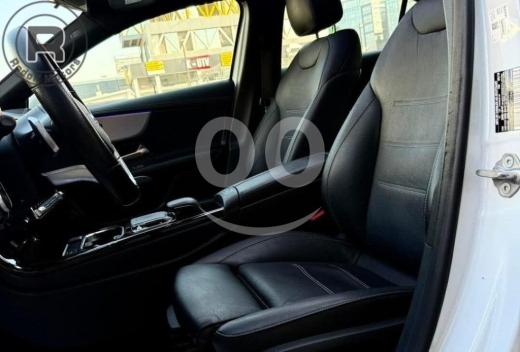 مرسيدس A220 AMG موديل 2020 دفع رباعي | Mercedes A220 AMG 2020 4Matic Clean Carfax — 8