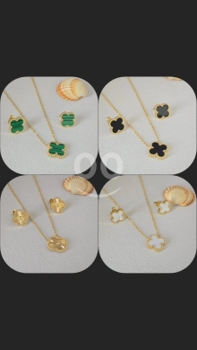 Clothes, Footwear & Accessories in Beirut City - طقم مجوهرات بتصميم البرسيم الأنيق - ألوان متنوعة | Elegant Clover Jewelry Set - Various Colors