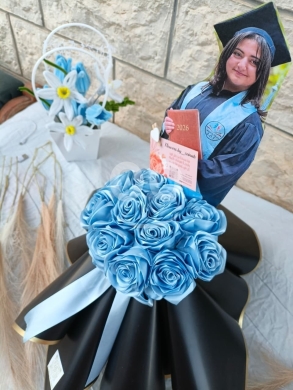 بوكيه تخرج مميز مع صورة شخصية وتنسيق يدوي | Custom Graduation Bouquet with Personalized P… — 4