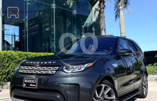Land Rover in Dbayeh - لاند روفر ديسكفري HSE فاخرة 2018 ممشى قليل | 2018 Land Rover Discovery HSE Luxury Low KM