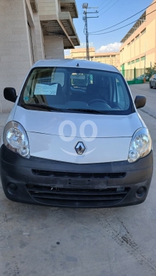 Renault in Zahleh - رينو كانغو موديل 2013 مع مكيف بحالة ممتازة | Renault Kangoo 2013 with AC for Sale