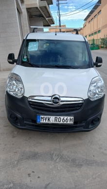 رينو في زحله - رينو كانغو موديل 2013 مع مكيف بحالة ممتازة | Renault Kangoo 2013 with AC for Sale