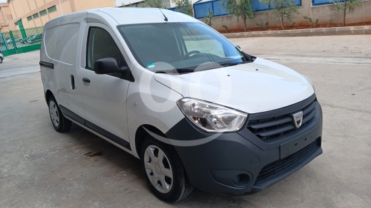 داسيا دوكر موديل 2017 كاملة المواصفات مع مكيف | Dacia Dokker 2017 Full Options with AC — 2
