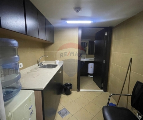 R9-3584 Showroom for Rent in Tripoli &ndash; Sahat El Nour, 400 m&sup2;, Prime Locationصالة عرض للإيجار في طرابلس &ndash; ساحة النور، 400 م&sup2;، موقع مميز