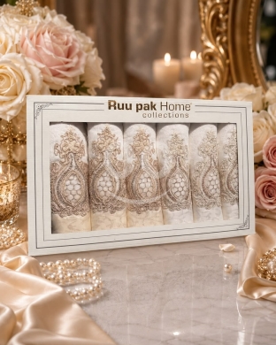 غرفة النوم في مدينة بيروت - علبة مناشف عرايس فاخرة بقطن تركي | Luxury Turkish Cotton Bridal Towel Set