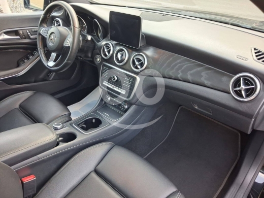 مرسيدس CLA 250 4matic 2018 فل كامل | Mercedes Benz CLA 250 4matic 2018 — 9