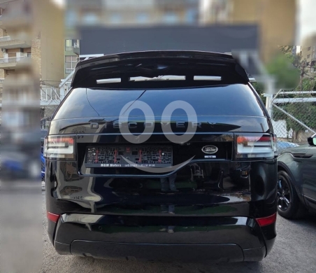 لاند روفر ديسكفري SE بلاك إيدشن 2018 | Land Rover Discovery SE Black Edition 2018 — 4