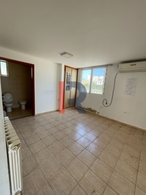 R9-3593 Building for Rent in Btouratij – Koura, 900 m², 3 Floors — 8