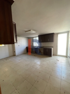 R9-3593 Building for Rent in Btouratij – Koura, 900 m², 3 Floors
