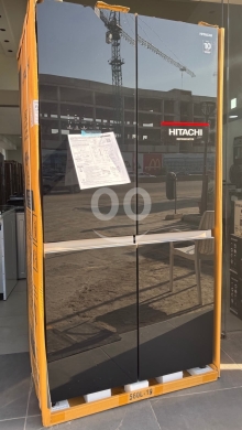 Kitchen appliances dans Khalde - براد هيتاشي 4 أبواب زجاج أسود فاخر 560 ليتر جديد | Hitachi 4-Door Black Glass Refrigerator 560L