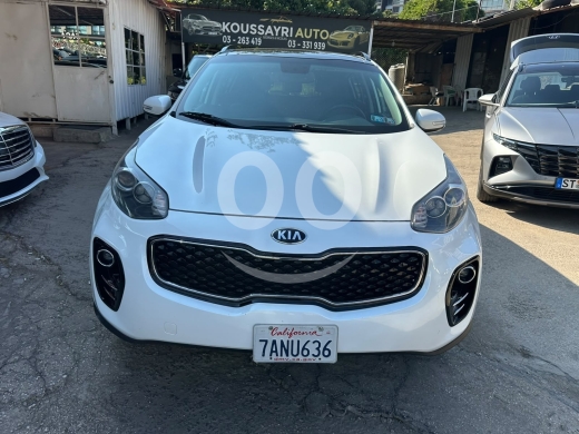 كيا في سن الفيل - كيا سبورتيج 2018 EX AWD بانوراما بحالة ممتازة | Kia Sportage 2018 EX AWD Panoramic Full Options