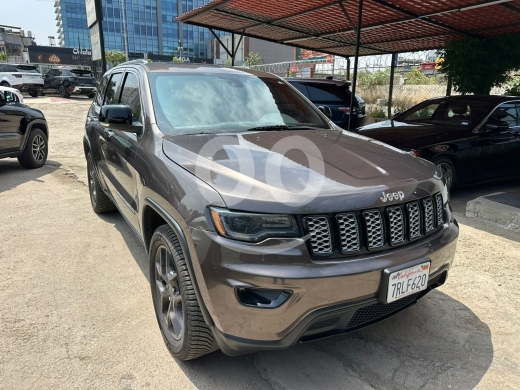 Jeep dans Sin El Fil - جيب غراند شيروكي 2018 ليميتد بلس بحالة ممتازة جداً 70,000 كم | Jeep Grand Cherokee 2020 Limited Plus