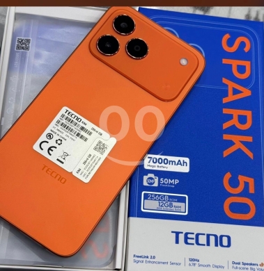 Mobile phones dans Beyrouth - Tecno Spark 50 - 256GB/12GB | هاتف تكنو سبارك 50 الجديد - 256 جيجابايت