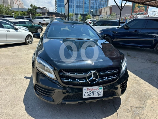 Mercedes-Benz in Sin El Fil - مرسيدس بنز GLA-Class 2020 4Matic أسود مواصفات كاليفورنيا | Mercedes-Benz GLA 2020 4Matic Black Clean