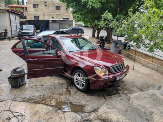 Mercedes-Benz in Bakhoun - 240 model 2001