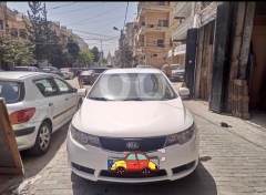 Kia cerato 2010