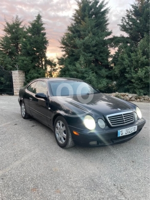 Mercedes-Benz dans Zgharta - Clk 320 1998