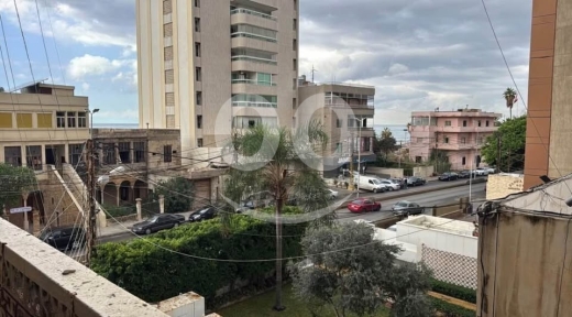 Apartments for sale in Saida - شقة للبيع في وسط صيدا شارع رياض الصلح