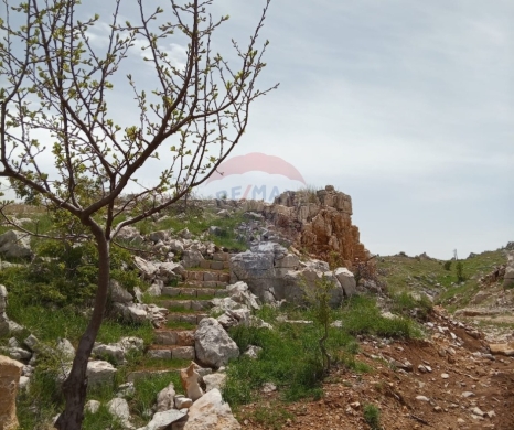 Lands for sale in Baskinta - R9-3618 Land for Sale in Baskinta &ndash; Metn, 789 m&sup2;, Zoning 25/50أرض للبيع في بشكتنا المتن &ndash; 789 م&sup2;، تصنيف 25/50