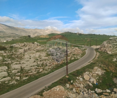 R9-3618 Land for Sale in Baskinta – Metn, 789 m², Zoning 25/50أرض للبيع في بشكتنا المتن –… — 3