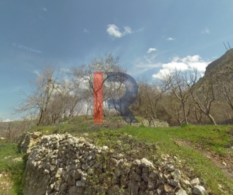 R9-3621 Land for Sale in Biqarsouna – Danniyeh, 750 m², Zoning 25/50 — 2