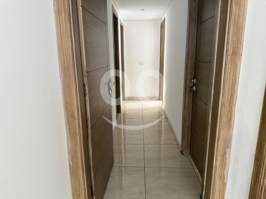 شقق للبيع في مدينة بيروت - شقة للبيع في منطقة السادات، رأس بيروت | Apartment for Sale in Sadat, Ras Beirut