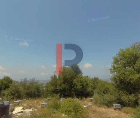 R9-3632 Land for Sale in Douq – Batroun, 9,780 m², Residential Zoning 25/50