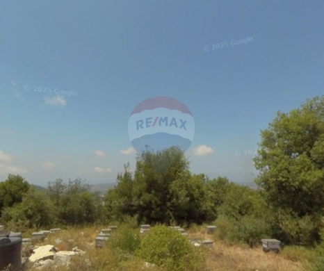 Lands for sale dans Batroun - R9-3632 Land for Sale in Douq &ndash; Batroun, 9,780 m&sup2;, Residential Zoning 25/50 أرض للبيع في دوق البترون &ndash; 9,780 م&sup2;، تصنيف سكني 25/50