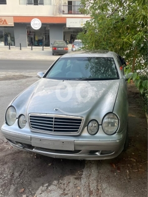 Mercedes-Benz in Zgharta - Clk 320 2000