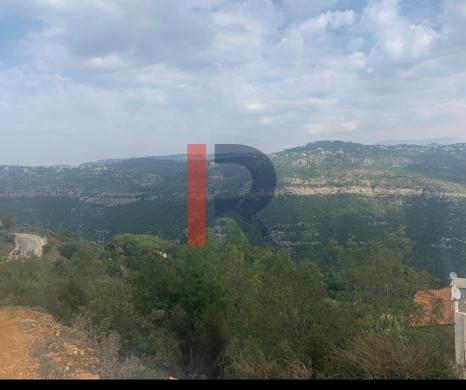 R9-3636 Land for Sale in Baabda – 1,100 m², Residential Zoning, 4 Floors — 3