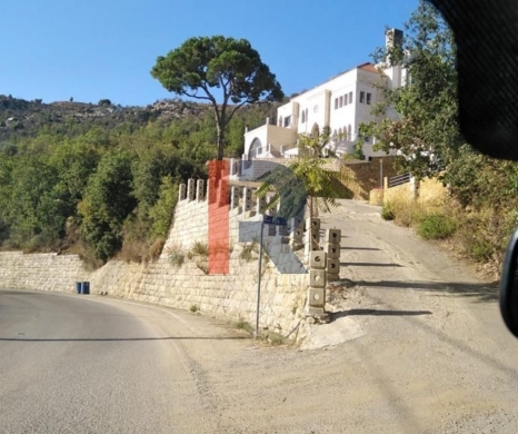 R9-3637 Commercial Land for Rent in Baabda – 1,100 m², Olive Trees, Panoramic View