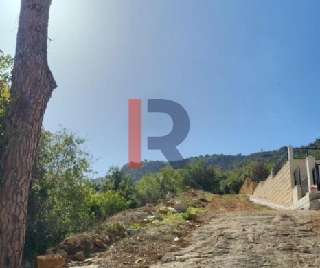 R9-3637 Commercial Land for Rent in Baabda – 1,100 m², Olive Trees, Panoramic View — 5