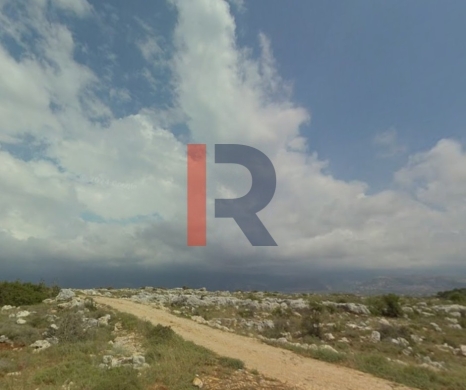 R9-3642 Land for Sale in Nakhleh – Koura, 1516 m² Residential, Zoning 20/40 — 4