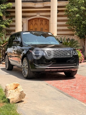 لاند روفر في منيه - Range Rover 2018 Clean Carfax One Owner - Luxury SUV | رنج روفر 2018 بحالة ممتازة مالك واحد