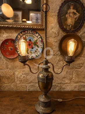 Other home furniture in Ghaziyeh - لمبادير أنتيك نحاسي فخم | Vintage Copper Lamp