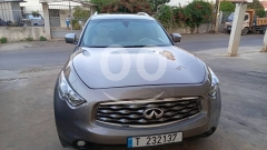 infiniti fx35 model 2009