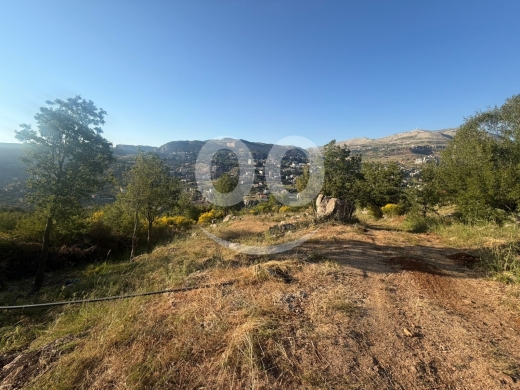 A 643 m2 land for sale in kfarzebian - أرض للبيع في كفردبيان — 2