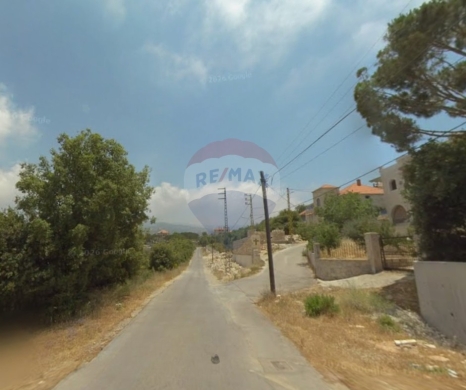 Lands for sale in Batroun - R9-3658 Land for Sale in Jroud El Batroun, 2100 m&sup2; Residential أرض للبيع في جرد البترون &ndash; 2100 م&sup2; سكنية