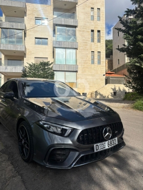 Autres biens dans Bsalim - مرسيدس A220 مع طقم AMG 45S من ألياف الكربون بالكامل | Mercedes A220 Full Carbon Fiber AMG
