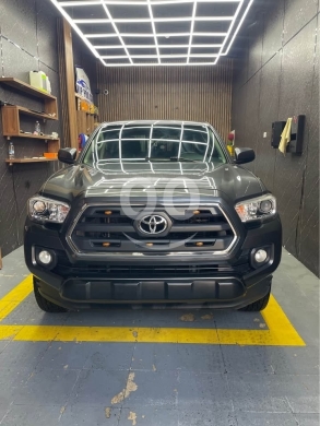 تويوتا في مدينة بيروت - Toyota tacoma 2016